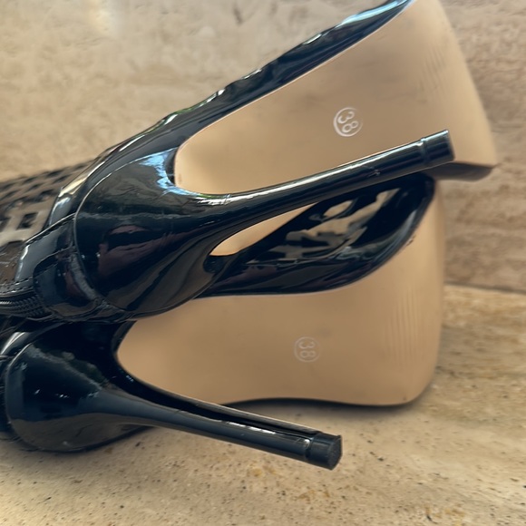 NWOT Open Ankle Booties - Picture 7 of 9